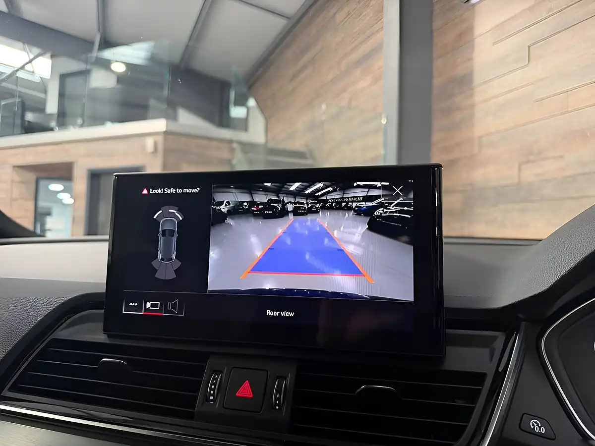 Used 2021 Audi Q5 S Line Blue - Interior and Exterior details 15