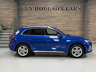 Used 2021 Audi Q5 S Line Blue - Interior and Exterior details 5