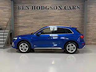 Used 2021 Audi Q5 S Line Blue - Interior and Exterior details 6