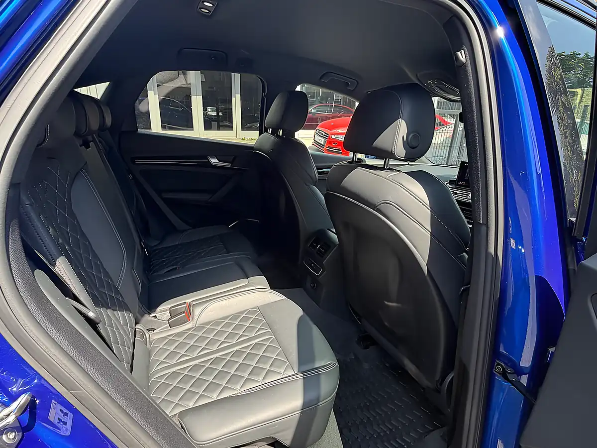 Used 2021 Audi Q5 S Line Blue - Interior and Exterior details 15