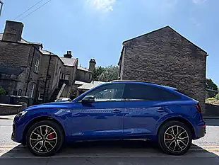 Used 2021 Audi Q5 S Line Blue - Interior and Exterior details 8