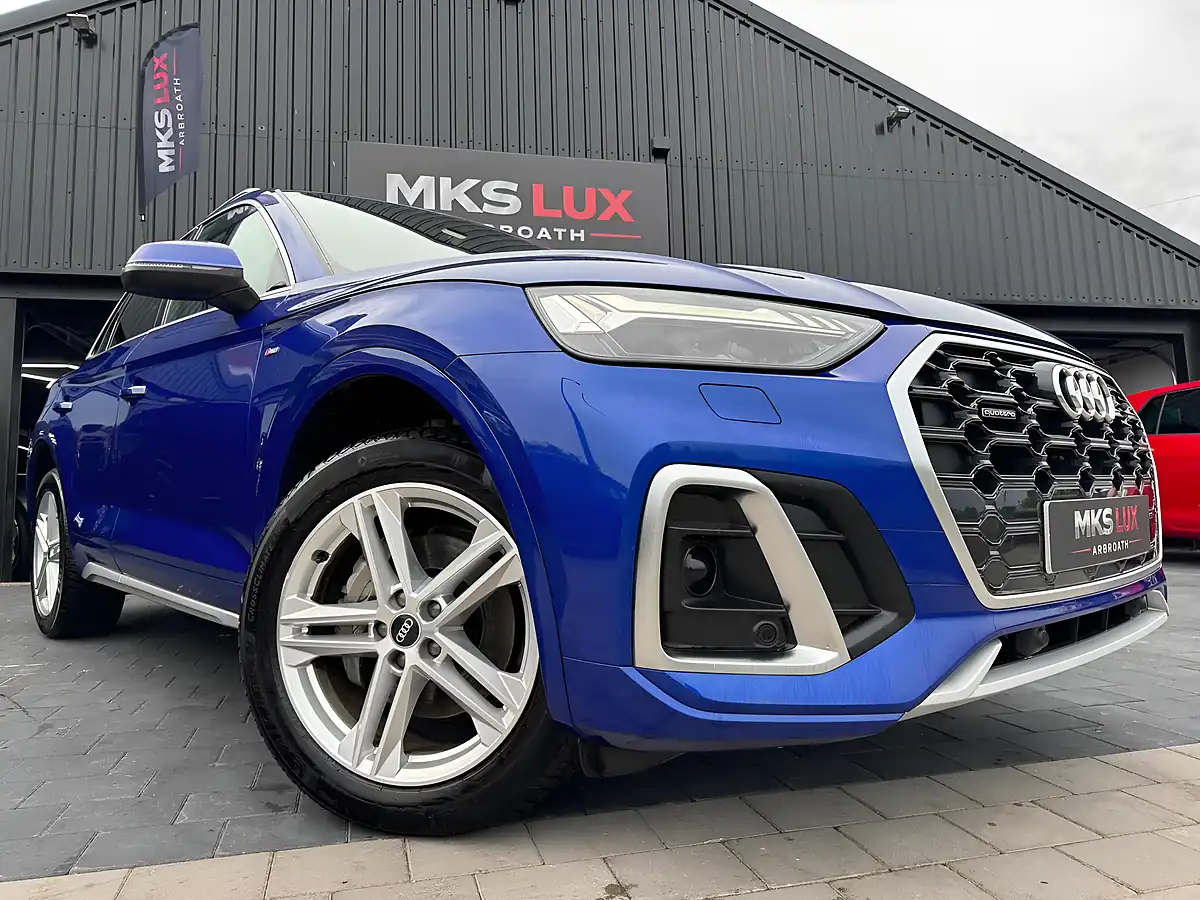 Used 2021 Audi Q5 S Line Blue - Front View