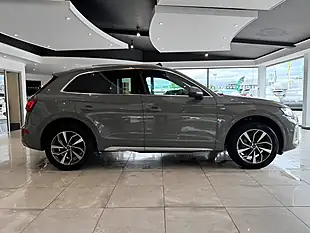 Used 2021 Audi Q5 S Line Grey - Interior and Exterior details 8