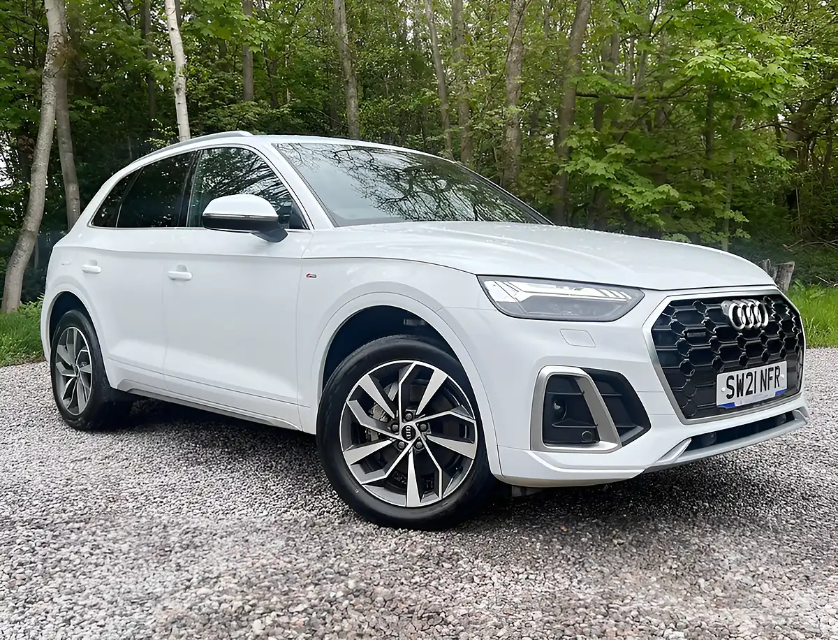 Used 2021 Audi Q5 S Line Ibis White - Front View