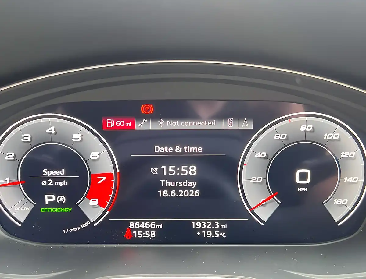 Used 2021 Audi Q5 S Line Quantum Grey - Interior and Exterior details 12