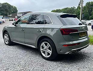 Used 2021 Audi Q5 S Line Quantum Grey - Interior and Exterior details 5