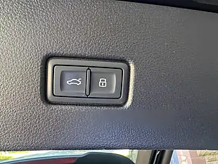 Used 2021 Audi Q5 S Line Sportback Black - Interior and Exterior details 19