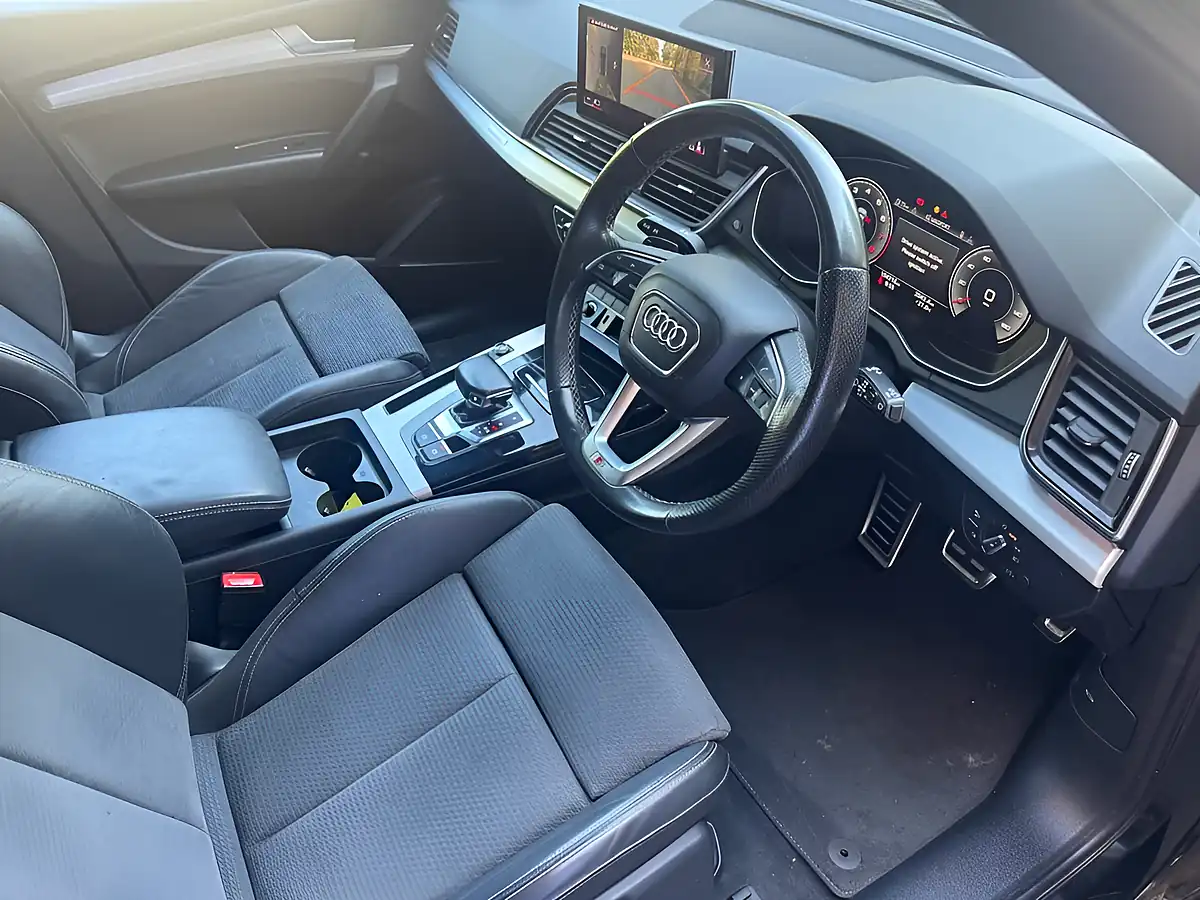 Used 2021 Audi Q5 S Line Sportback Black - Interior and Exterior details 4