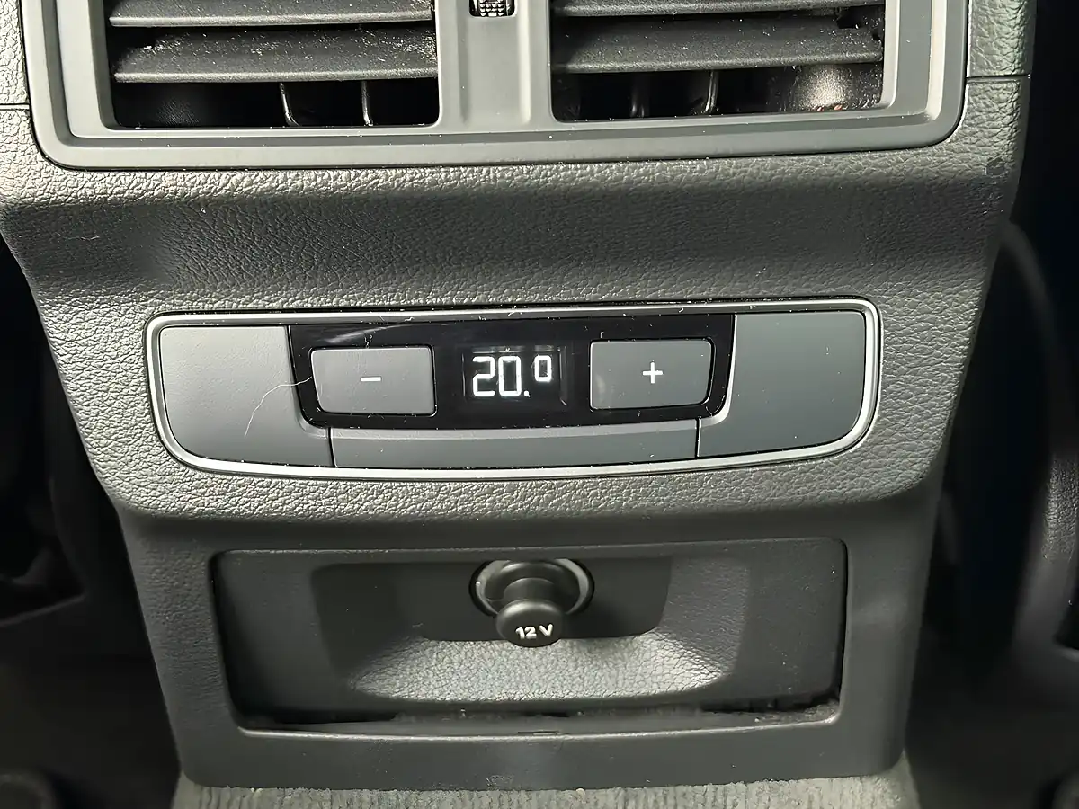 Used 2021 Audi Q5 S Line Sportback Grey - Interior and Exterior details 15