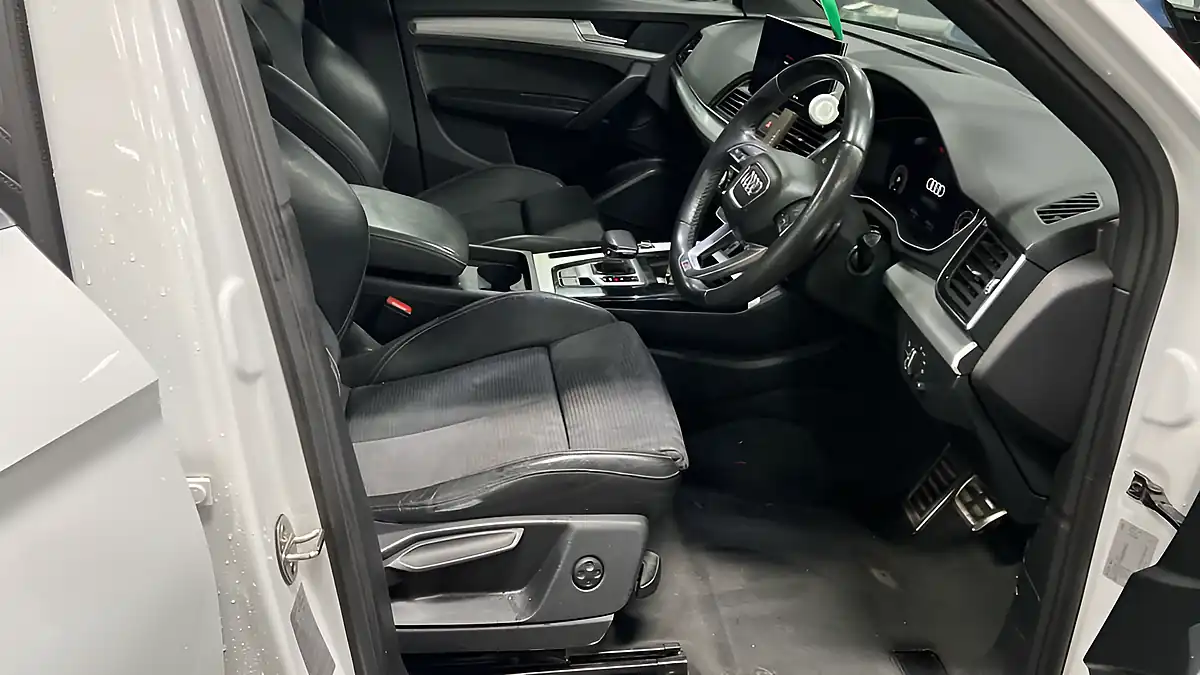 Used 2021 Audi Q5 S Line Sportback White - Interior and Exterior details 16