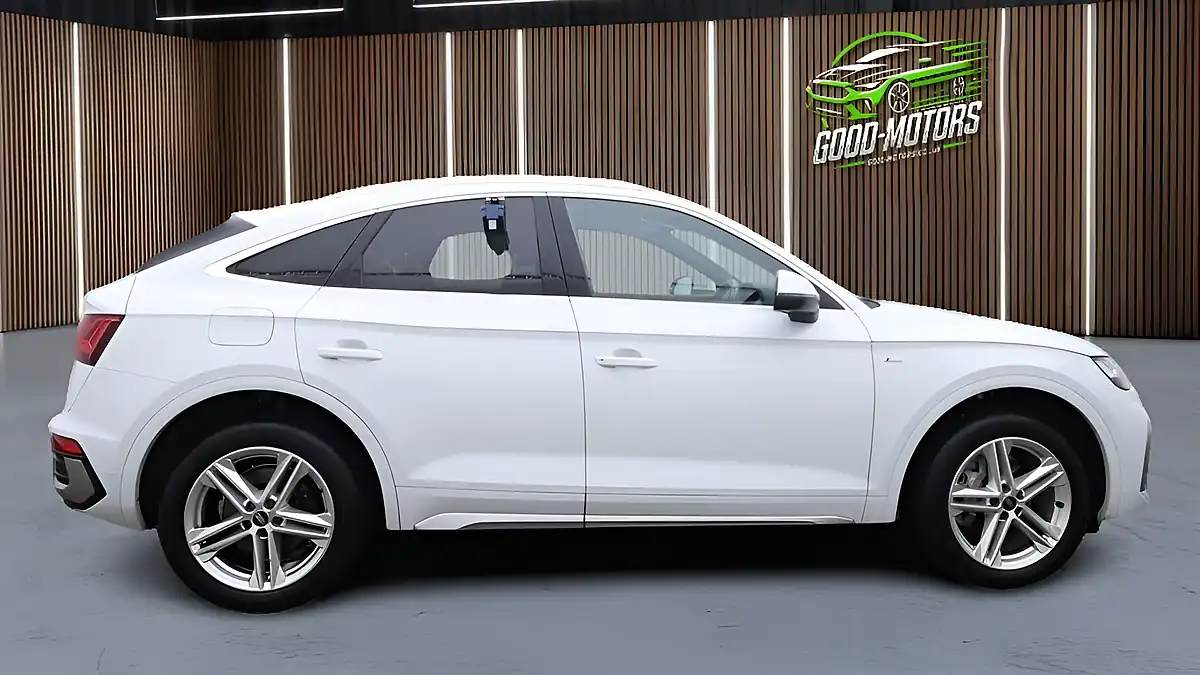 Used 2021 Audi Q5 S Line Sportback White - Interior and Exterior details 5