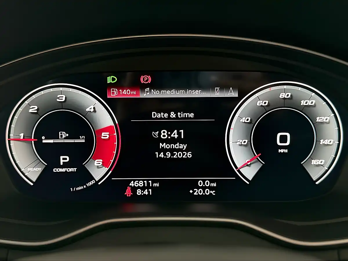 Used 2021 Audi Q5 S Line White - Interior and Exterior details 16