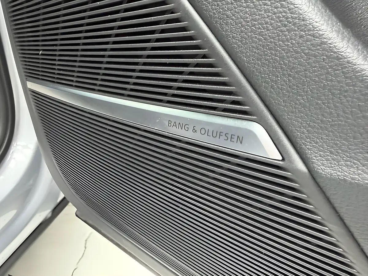 Used 2021 Audi Q7 Black Edition Floret Silver - Interior and Exterior details 15