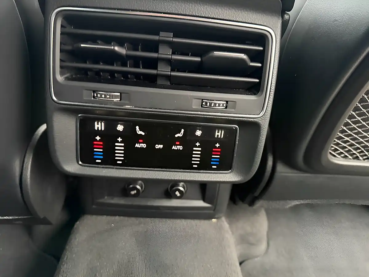 Used 2021 Audi Q7 Black Edition Matador Red - Interior and Exterior details 19