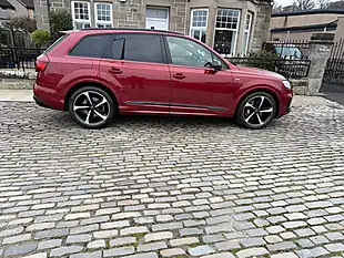 Used 2021 Audi Q7 Black Edition Matador Red - Interior and Exterior details 7