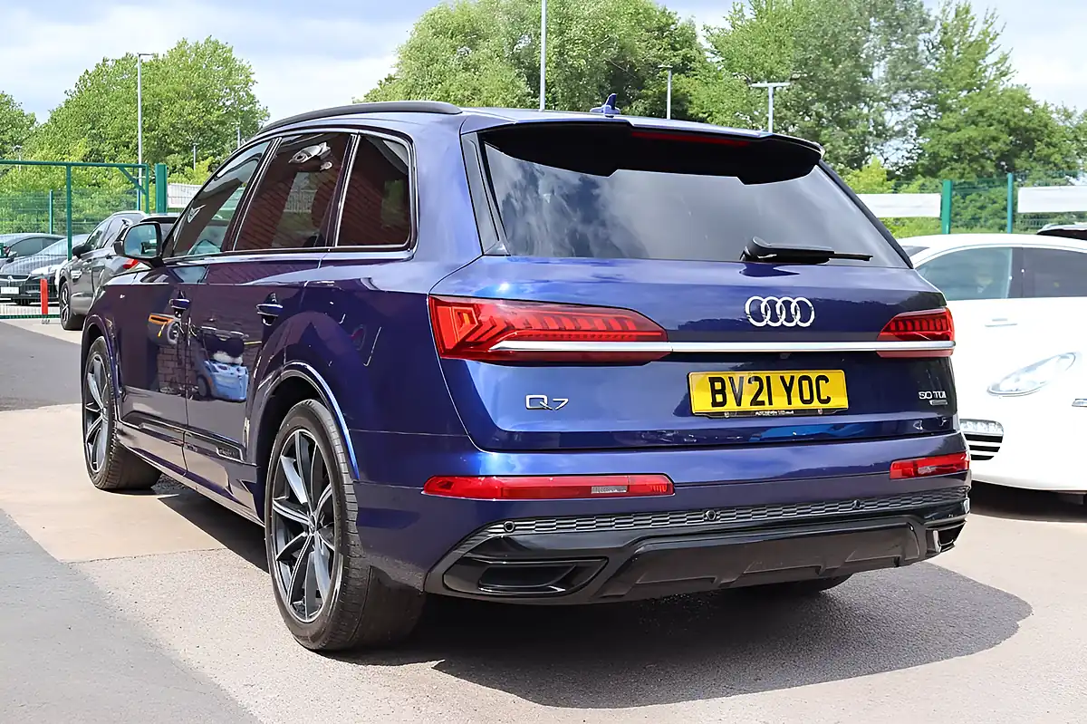 Used 2021 Audi Q7 Black Edition Navarra Blue - Interior and Exterior details 20