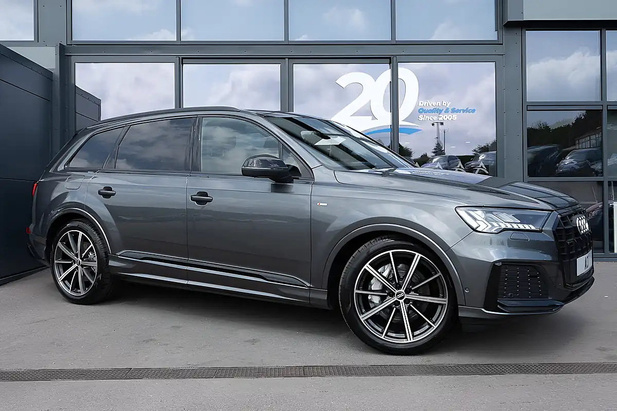 Used 2021 Audi Q7 Comfort & Sound Pack, Black Styling Daytona Grey - Front View