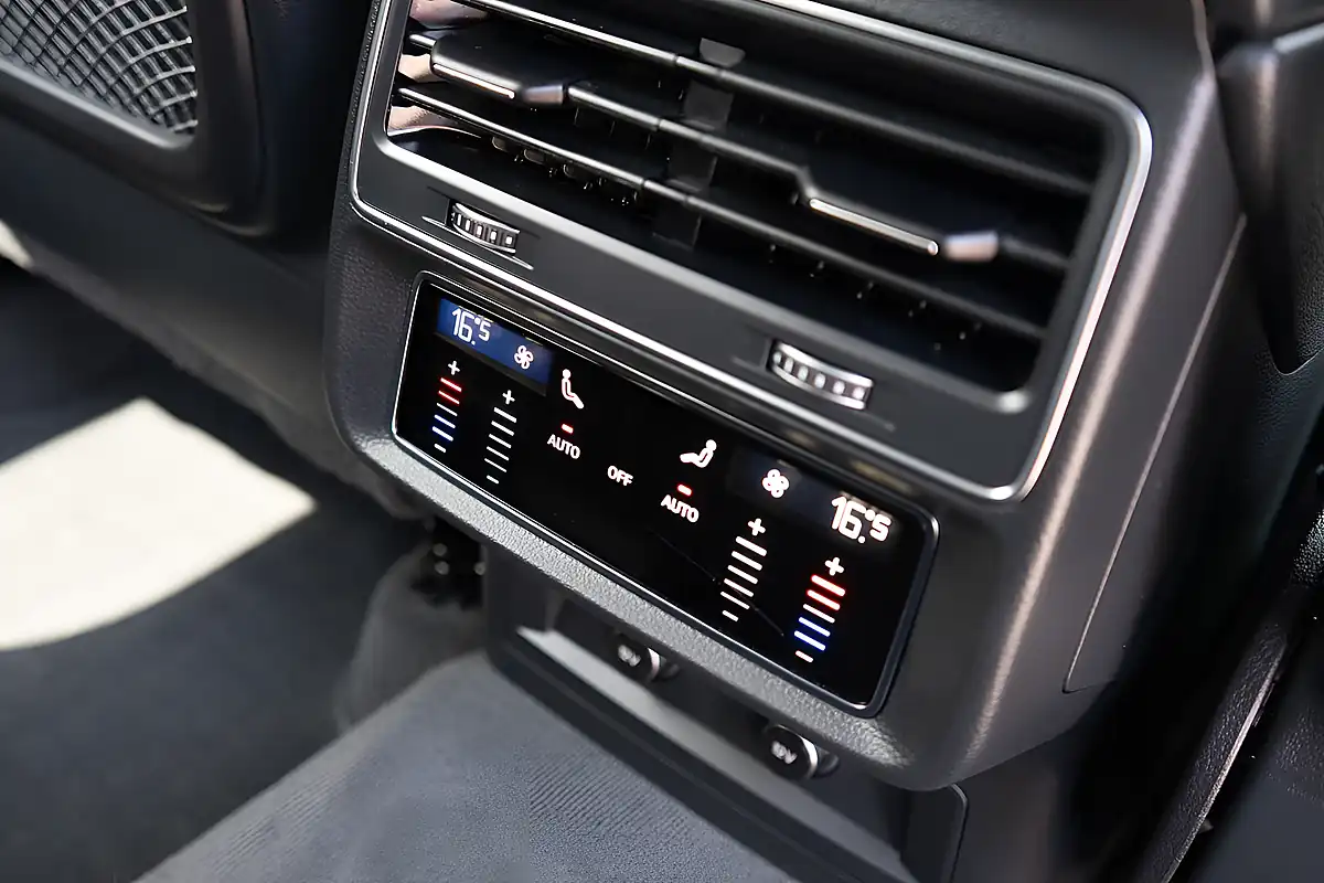 Used 2021 Audi Q7 Comfort & Sound Pack, Black Styling Daytona Grey - Interior and Exterior details 8