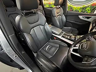 Used 2021 Audi Q7 Quattro S Line Silver - Interior and Exterior details 16