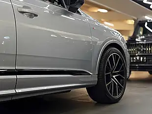 Used 2021 Audi Q7 Quattro S Line Silver - Interior and Exterior details 7