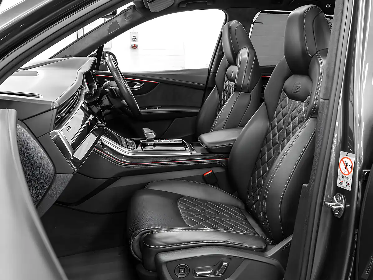 Used 2021 Audi Q7 Vorsprung Daytona Grey - Interior and Exterior details 13