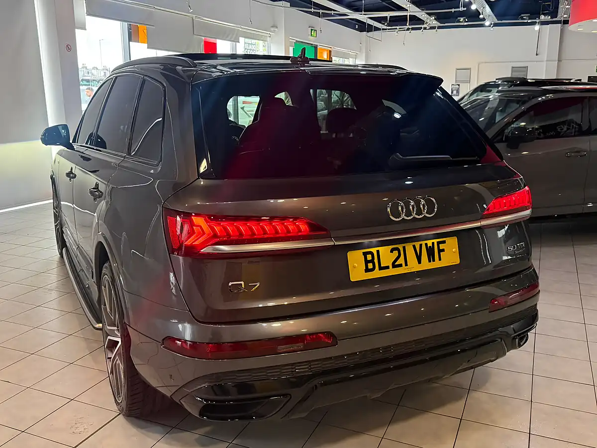 Used 2021 Audi Q7 Vorsprung Grey - Interior and Exterior details 9