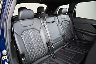 Used 2021 Audi Q7 Vorsprung Navarra Blue - Interior and Exterior details 11