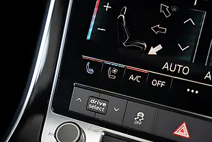 Used 2021 Audi Q7 Vorsprung Navarra Blue - Interior and Exterior details 18