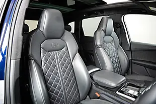 Used 2021 Audi Q7 Vorsprung Navarra Blue - Interior and Exterior details 2
