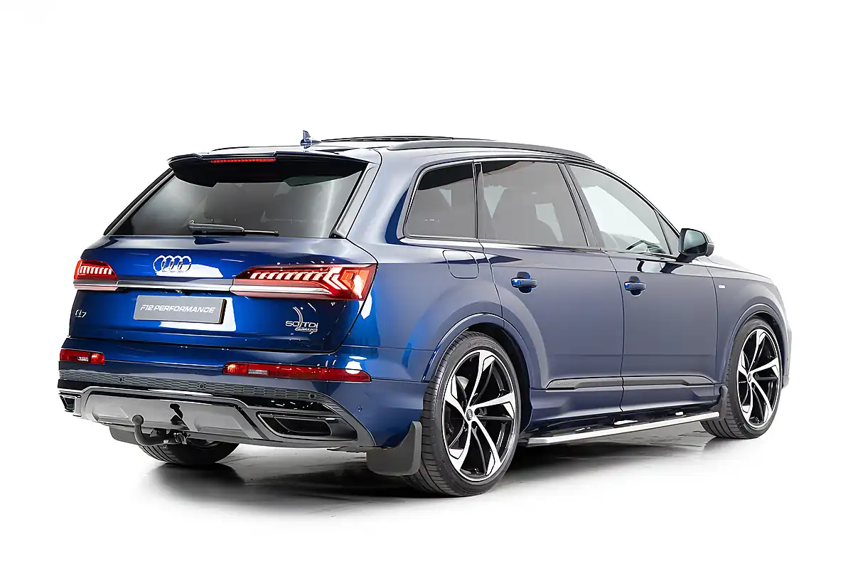 Used 2021 Audi Q7 Vorsprung Navarra Blue - Interior and Exterior details 20