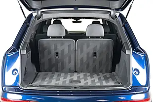 Used 2021 Audi Q7 Vorsprung Navarra Blue - Interior and Exterior details 3