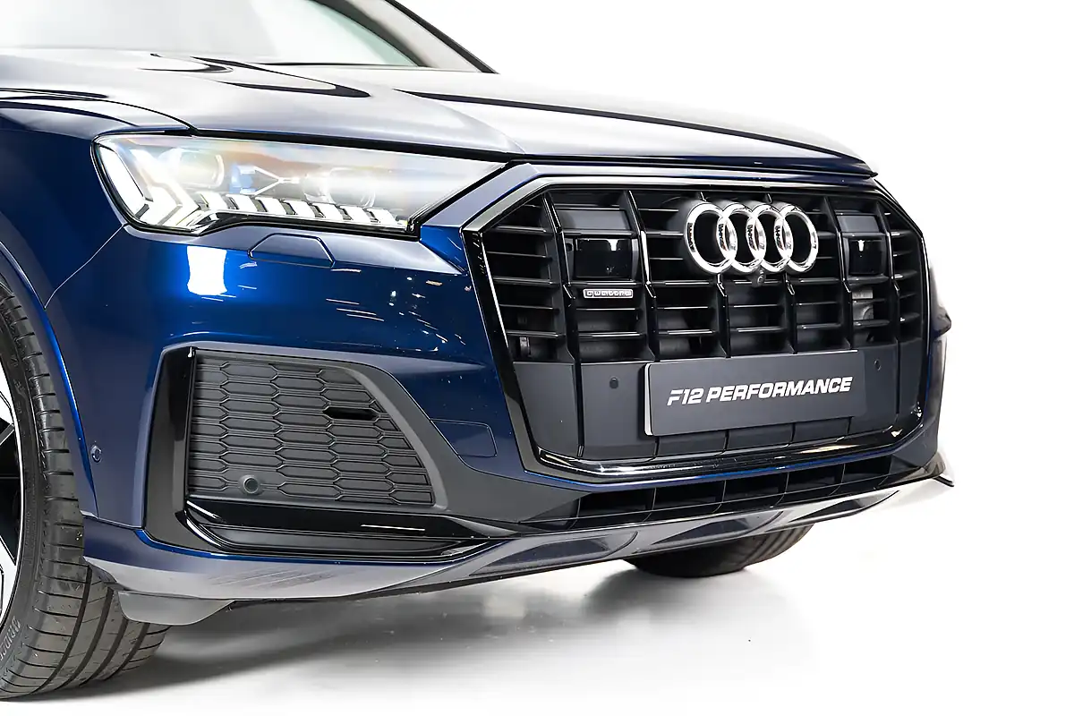 Used 2021 Audi Q7 Vorsprung Navarra Blue - Interior and Exterior details 9