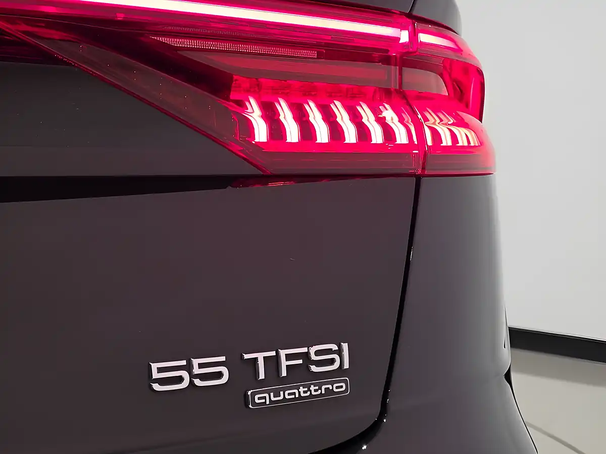 Used 2021 Audi Q8 Vorsprung Black - Interior and Exterior details 16