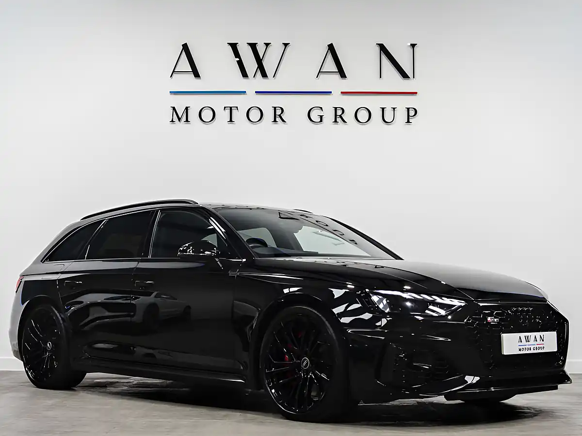 Used 2021 Audi RS 4 Carbon Black Black - Front View