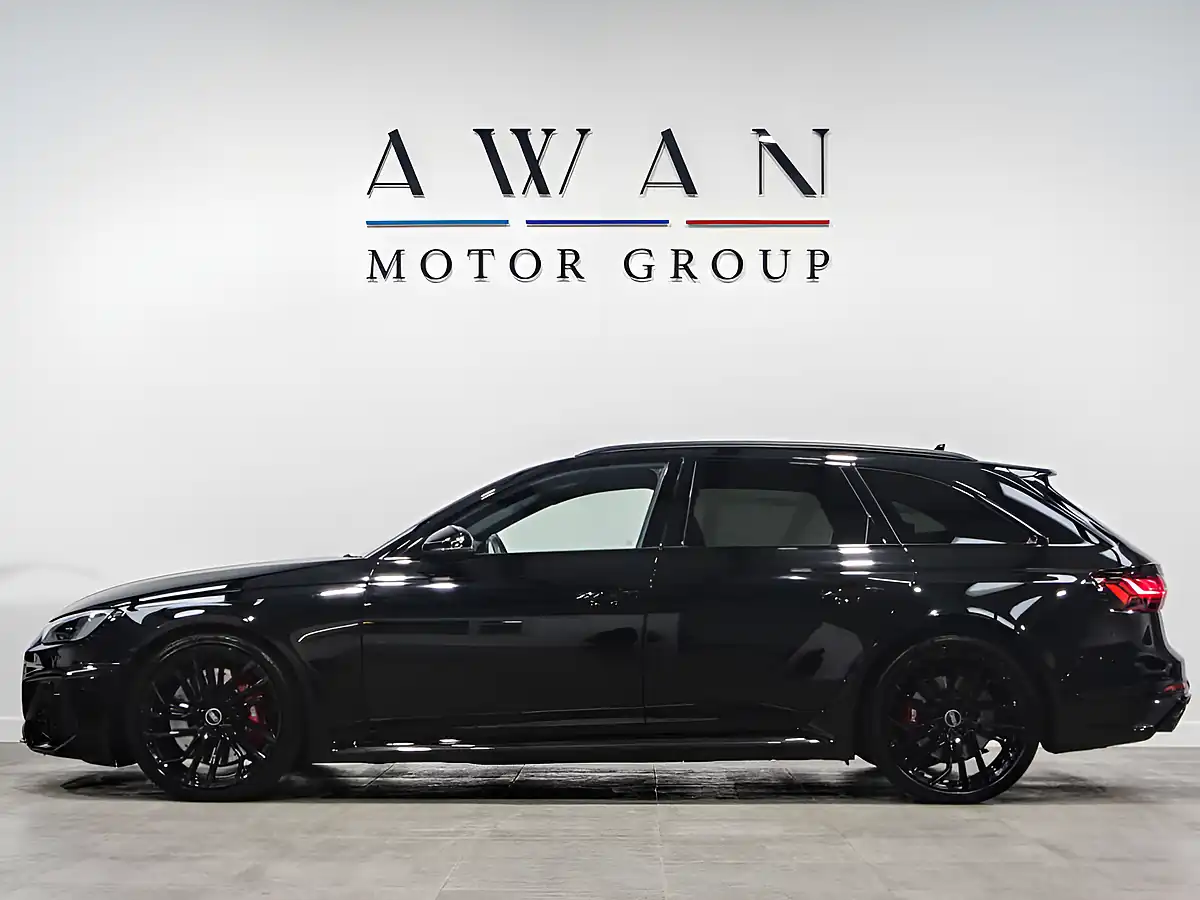 Used 2021 Audi RS 4 Carbon Black Black - Interior and Exterior details 7