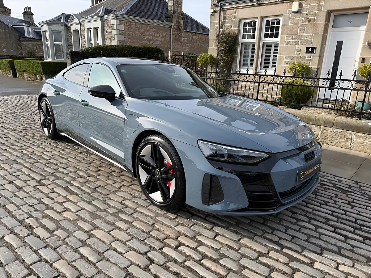 Used 2021 Audi RS E-Tron GT Carbon Black Kemora Grey - Interior and Exterior details 4