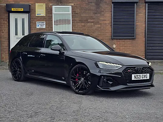 2021 Audi RS4 Avant 2.9 TFSI Carbon Black