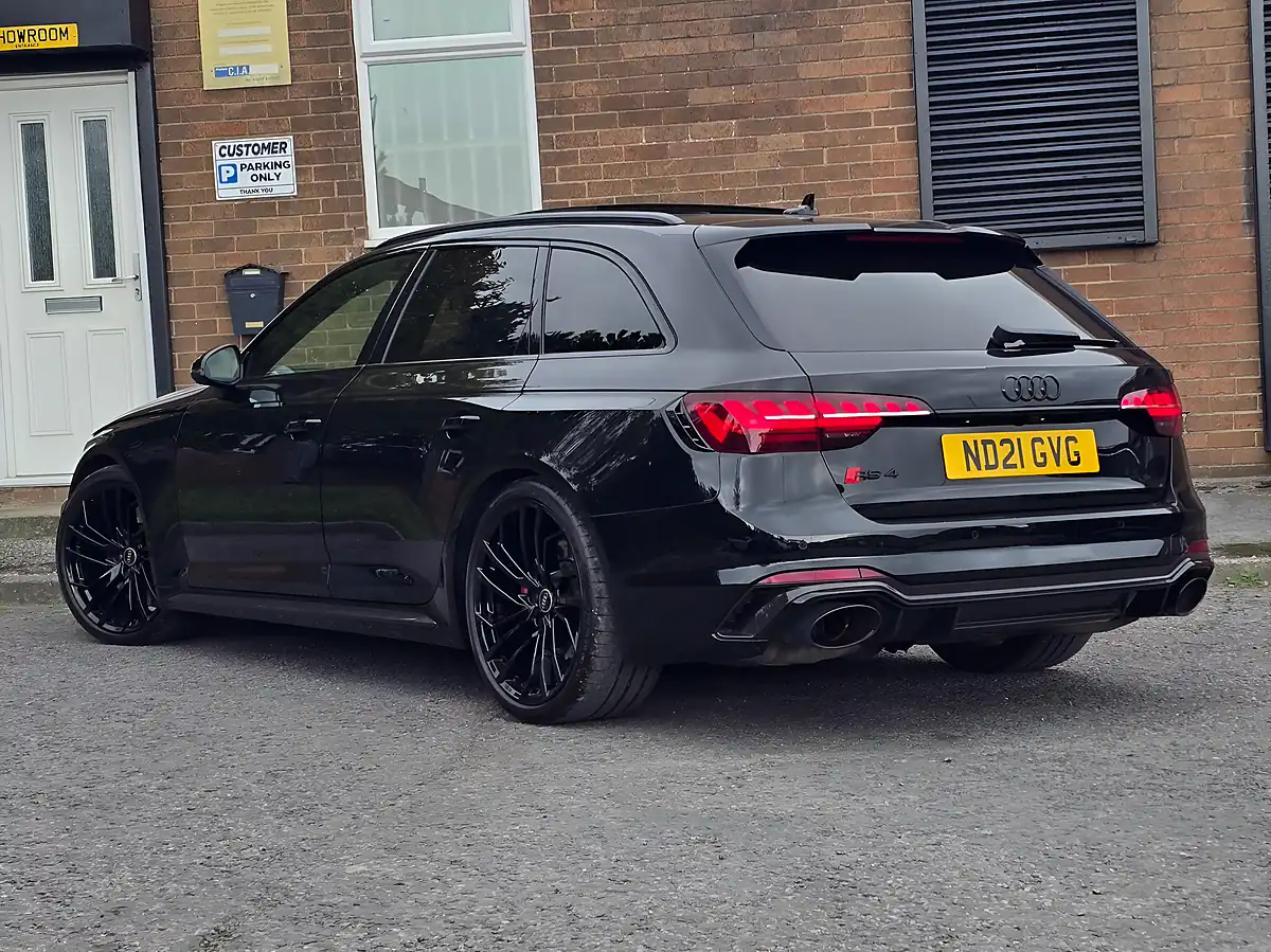 Used 2021 Audi RS4 Avant Carbon Black Black - Interior and Exterior details 3