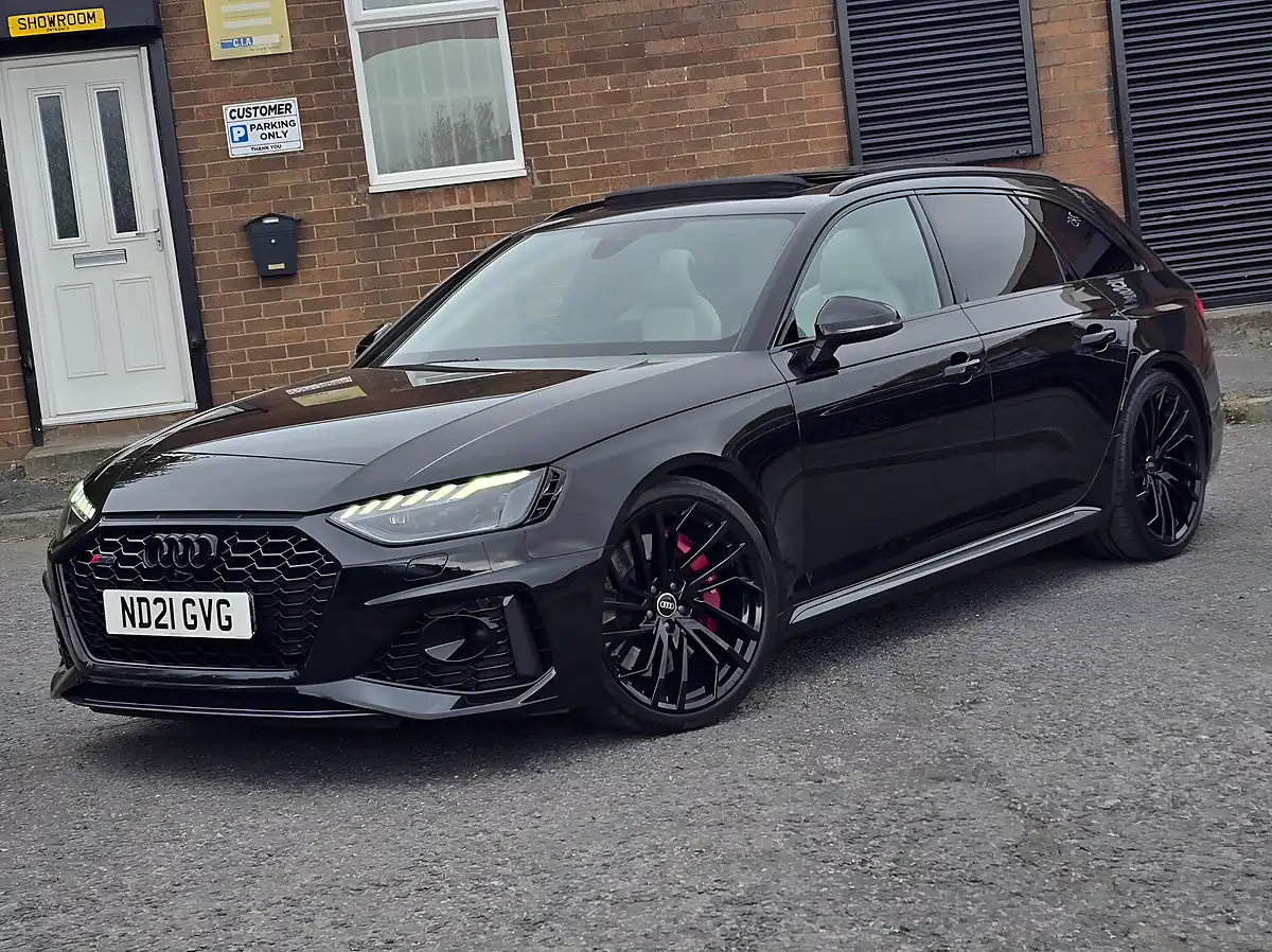 Used 2021 Audi RS4 Avant Carbon Black Black - Interior and Exterior details 8
