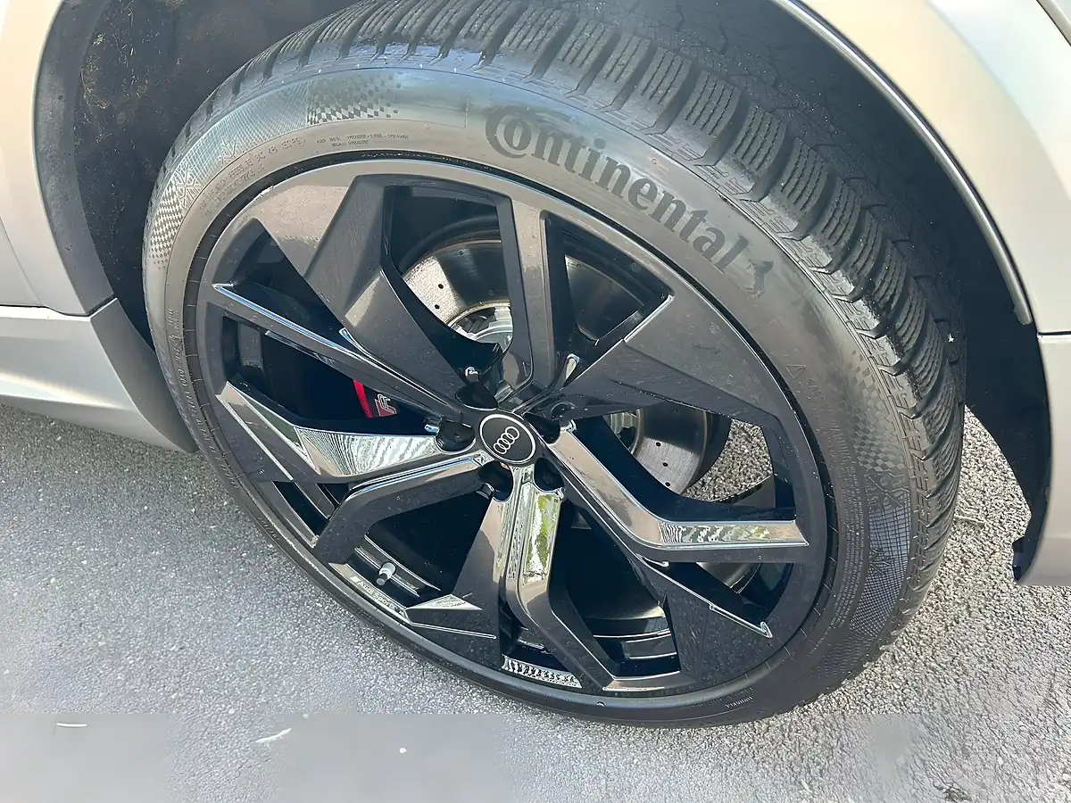 Used 2021 Audi RSQ8 Carbon Black Blue - Interior and Exterior details 11