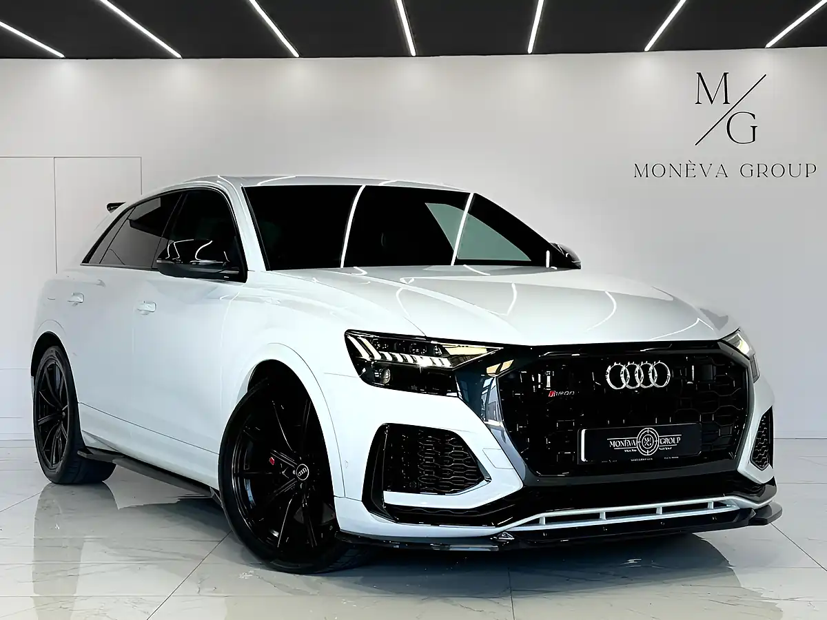 Used 2021 Audi RSQ8 Quattro White - Front View