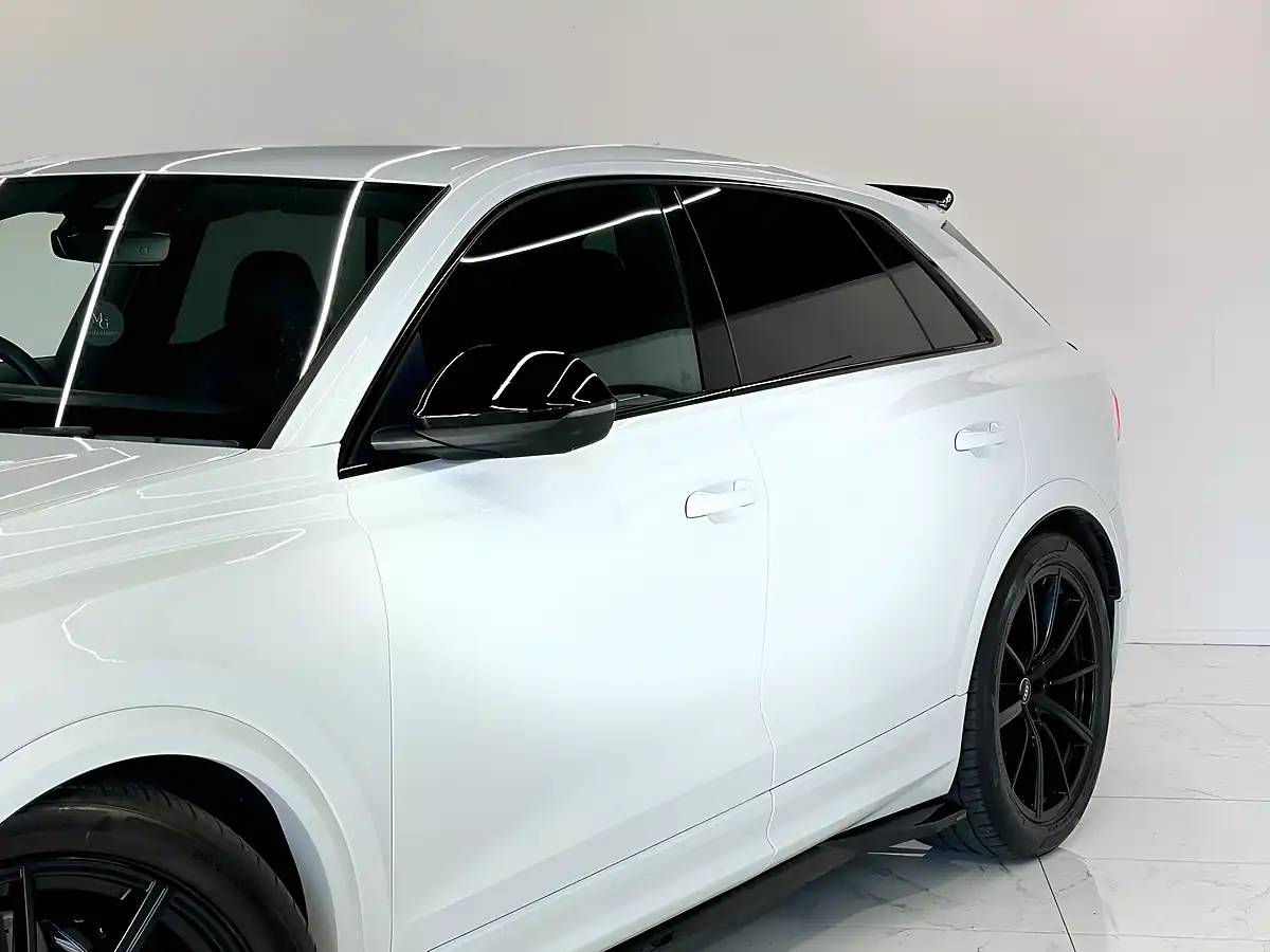 Used 2021 Audi RSQ8 Quattro White - Interior and Exterior details 10