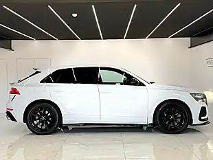 Used 2021 Audi RSQ8 Quattro White - Interior and Exterior details 4