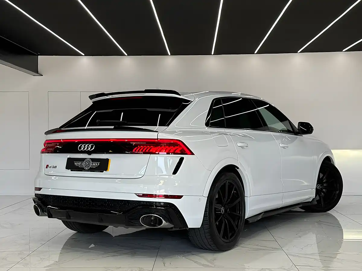 Used 2021 Audi RSQ8 Quattro White - Interior and Exterior details 5