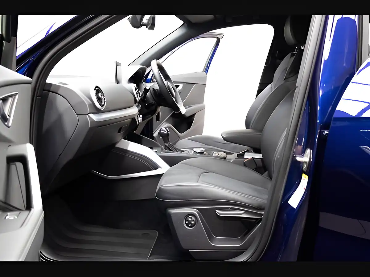 Used 2021 Audi SQ2 S Blue - Interior and Exterior details 10