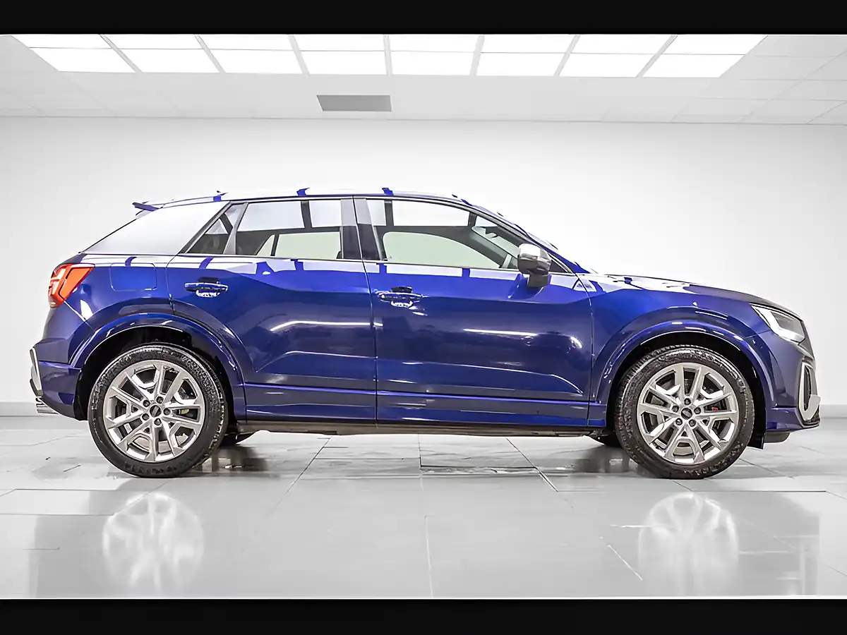 Used 2021 Audi SQ2 S Blue - Interior and Exterior details 8