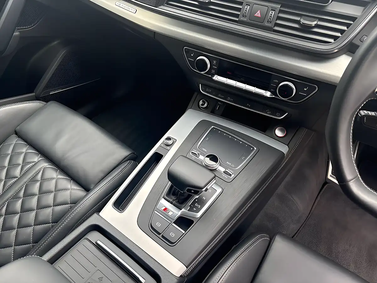 Used 2021 Audi SQ5 Silver - Interior and Exterior details 12