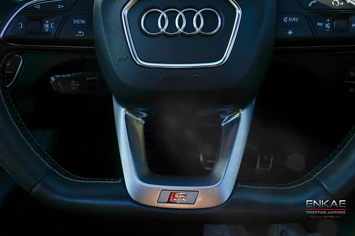 Used 2021 Audi SQ5 Vorsprung Grey - Interior and Exterior details 17