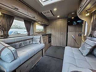 Used 2021 Autosleeper Burford Duo Luxury White - Interior and Exterior details 11
