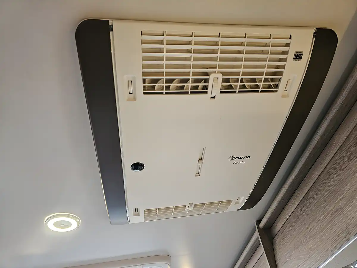 Used 2021 Autosleeper Burford Duo Luxury White - Interior and Exterior details 20